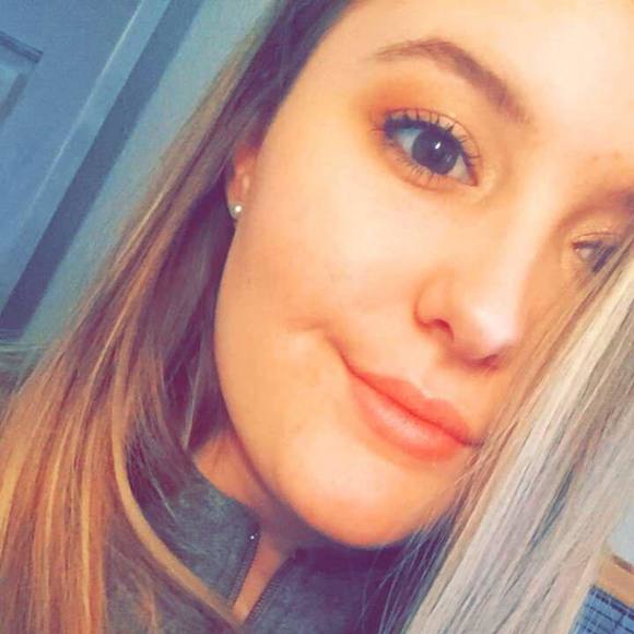 Meet your Posher, Alayna - Picture 1 of 1